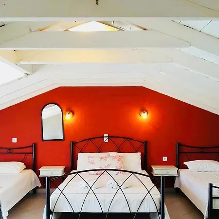 Maraki ホテル Thimonia