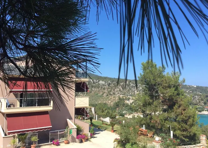 Maraki Hotel Thimonia