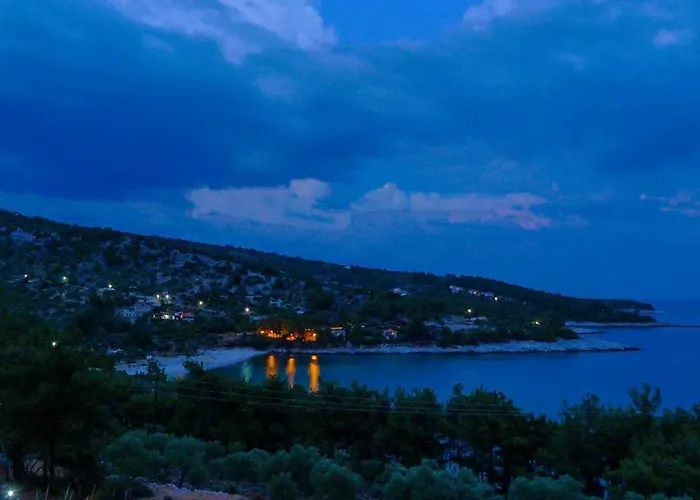 Maraki Otel *