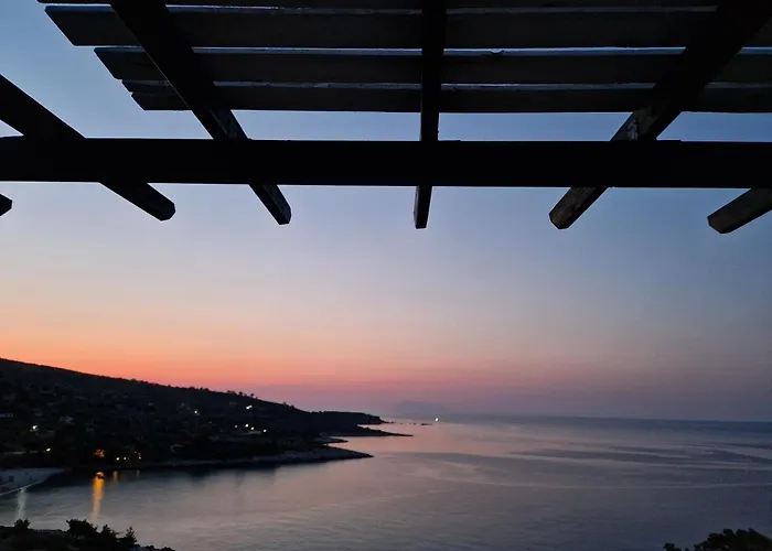 Maraki Hotel Thimonia